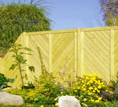 Fence Panel 521 - Stepped Height, Planed, 18mm T and G, 4x2 Frame