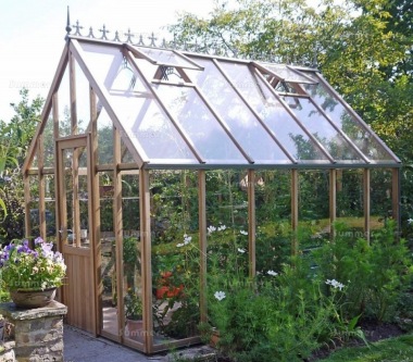 Cedar Victorian Greenhouse 658 - Steep Roof, Glass To Ground